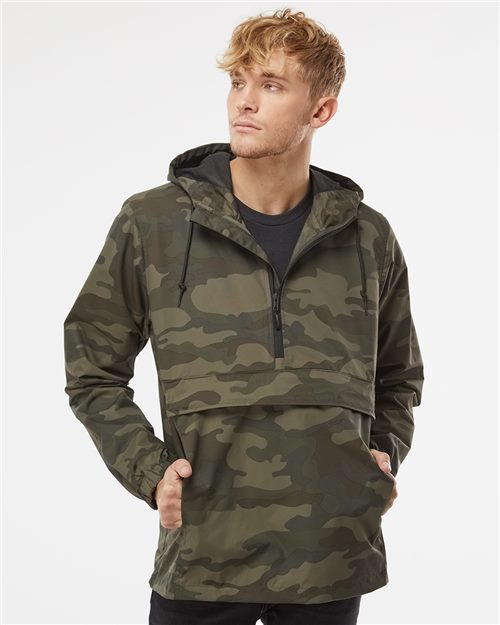 Anorak en nylon à capuchon